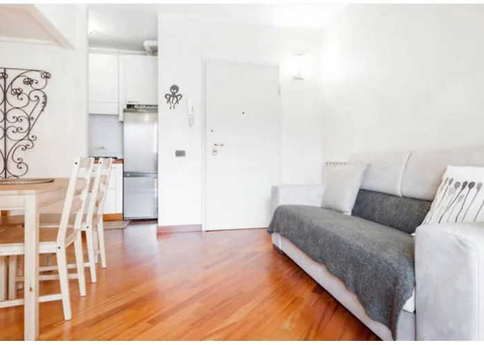 Forum 2 Apartment