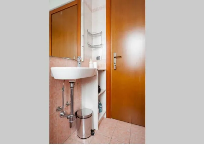 Apartment Forum 2